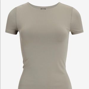 Express Clothing Body Contour Crew Neck Tee